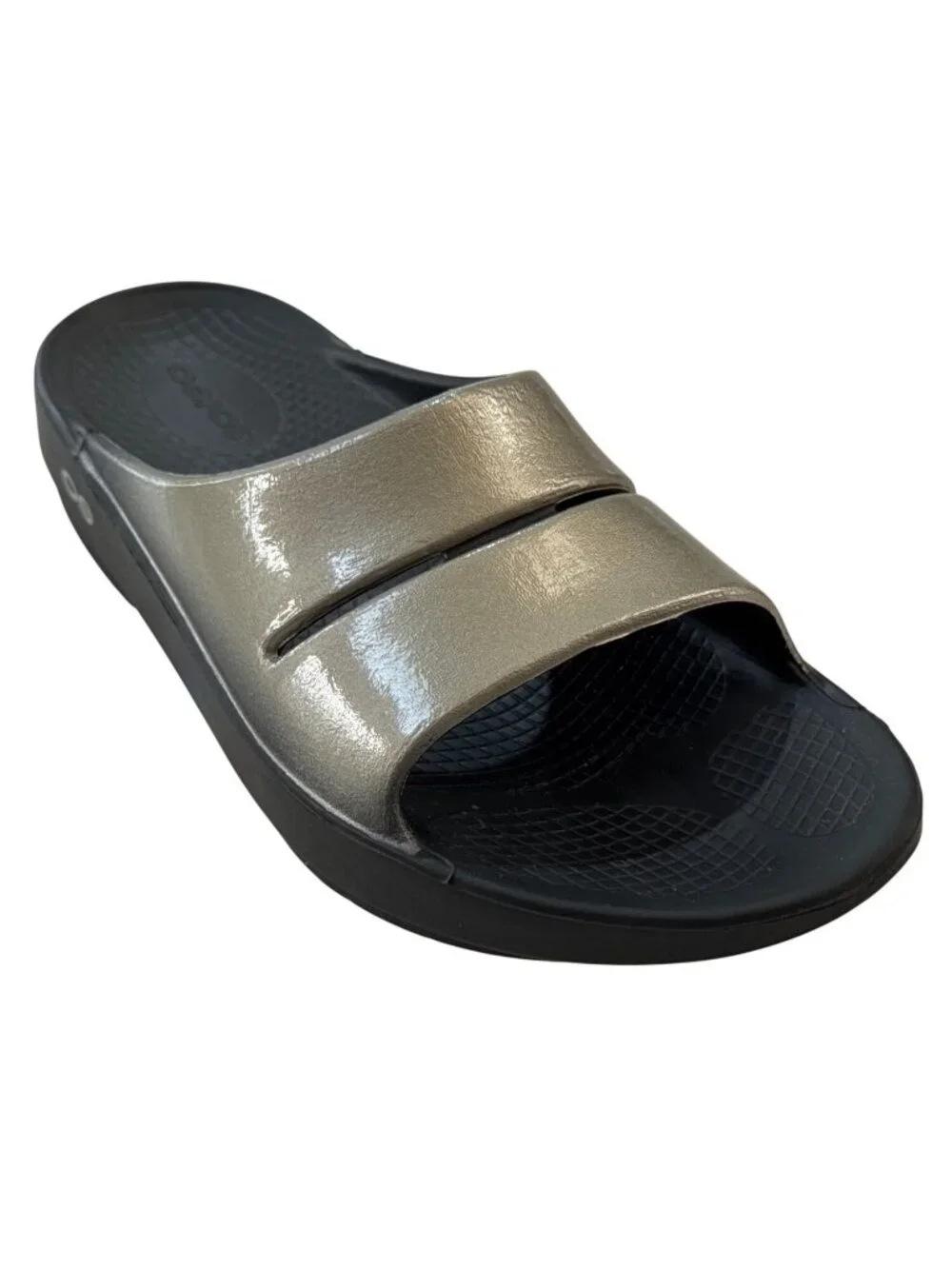 Oofos Ooahh Slide Sandals Women’s Size 8 Metallic Black Comfort Recovery Shoes